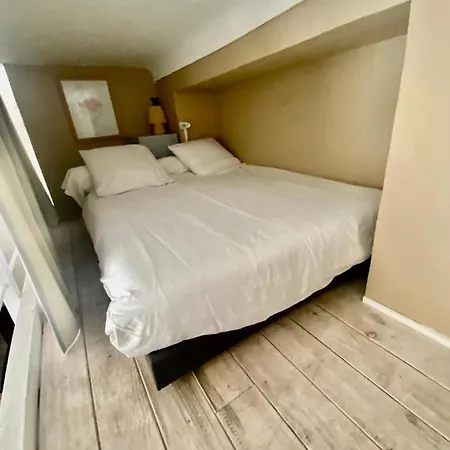 Mini Duplex 50m Du Vieux Port