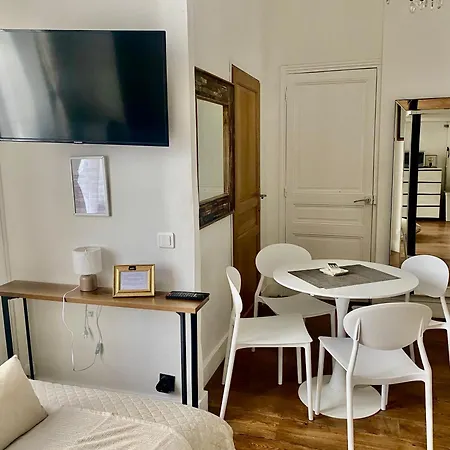Apartmán Mini Duplex 50m Du Vieux Port Cannes
