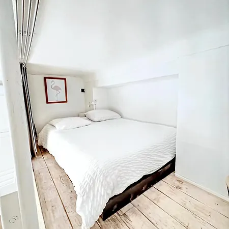 Mini Duplex 50m Du Vieux Port